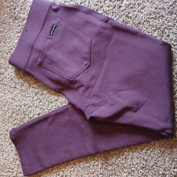 Dkny Pants - DKNY purple stretch jeggins size small